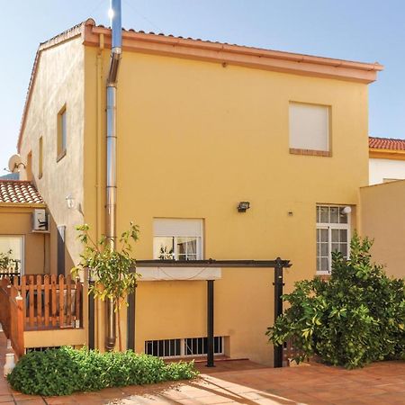 Cozy Home In Olivares With Outdoor Swimming Pool Bagian luar foto