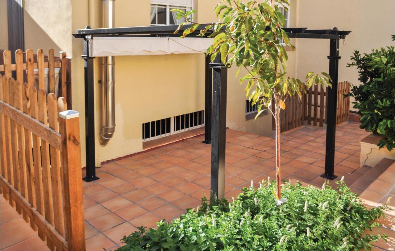 Cozy Home In Olivares With Outdoor Swimming Pool Bagian luar foto