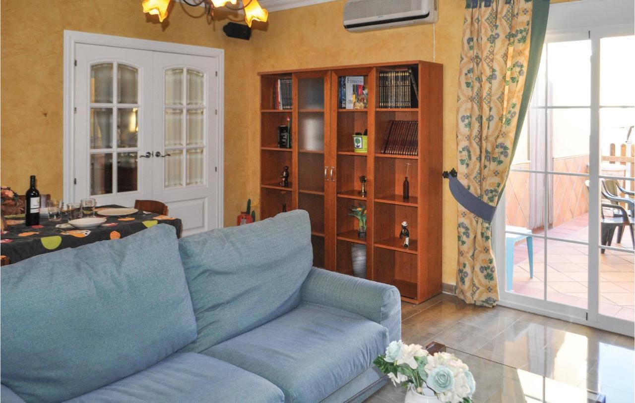 Cozy Home In Olivares With Outdoor Swimming Pool Bagian luar foto