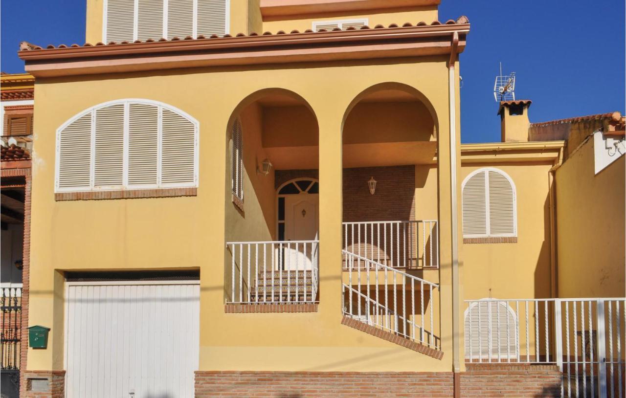 Cozy Home In Olivares With Outdoor Swimming Pool Bagian luar foto